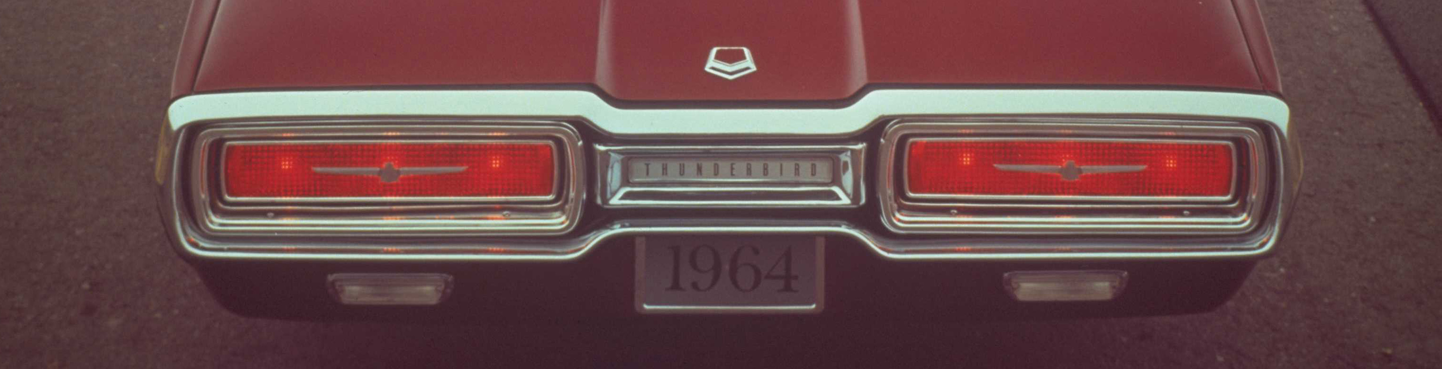 Back picuture of Ford thunderbird car